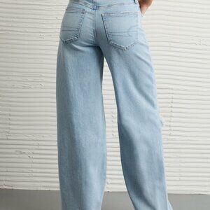 American Eagle Outfitters Light Blue Baggy Jeans